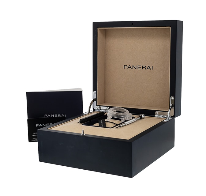 Panerai Submersible PAM01565 Image 4